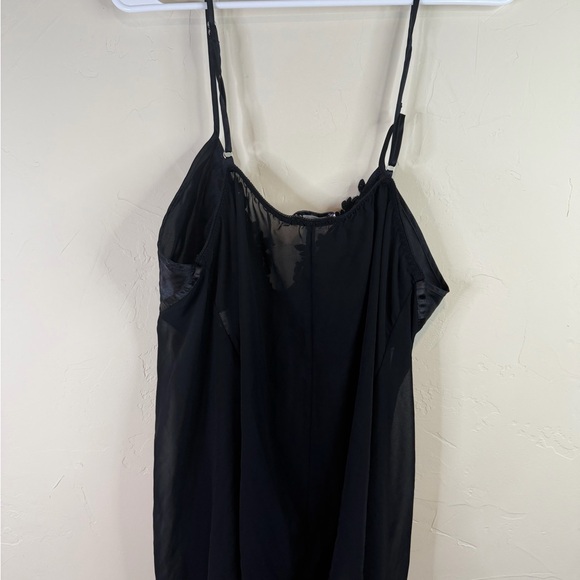 Linea Donatella Y2K Camisole with Lace Detail - Picture 4 of 5